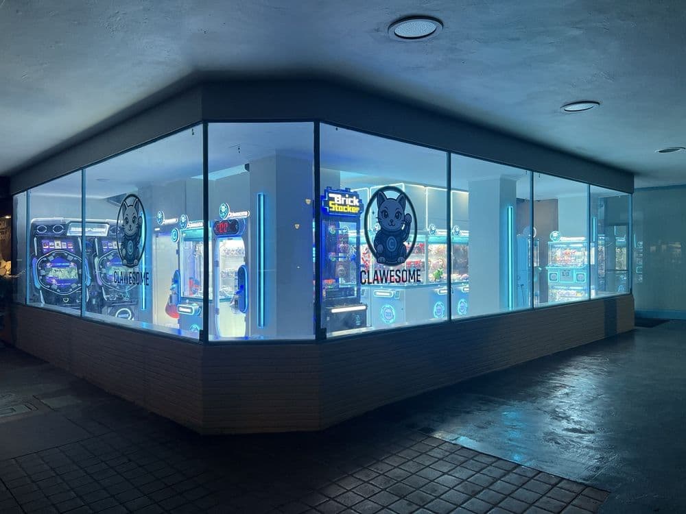 Clawesome Arcade